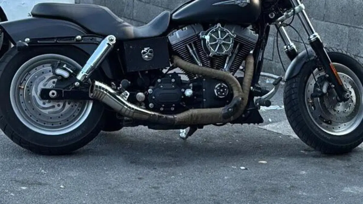 Harley-Davidson 1584 Fat Bob (2007 - 13) - FXDF  (4)