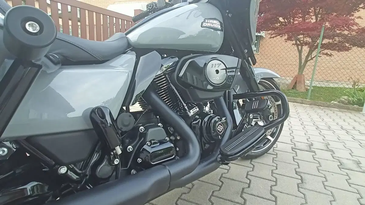 Harley-Davidson Street Glide (2024 - 26)  (4)