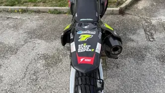 Yamaha YZ 450 F (2022) usata