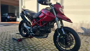 Ducati Hypermotard 1100 S (2007 - 09)  (4)