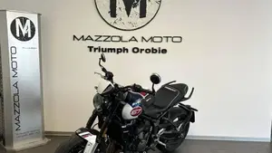 Triumph Trident 660 Triple Tribute Edition (2024)  (4)