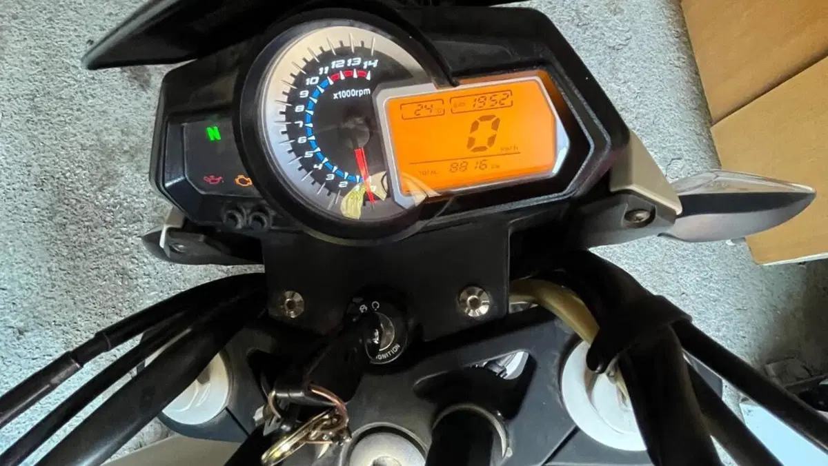 Benelli BN 302 (2014 - 16)  (3)