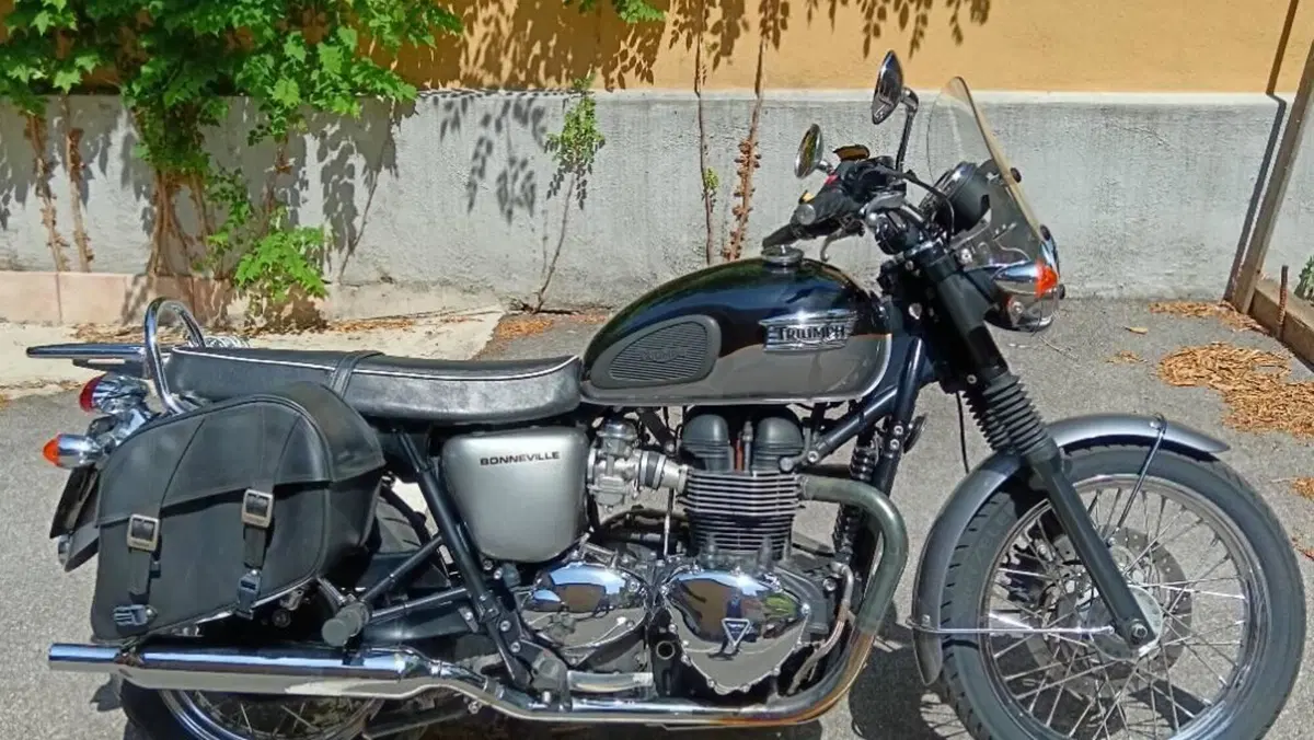Triumph Bonneville T100 (2008 - 16) 