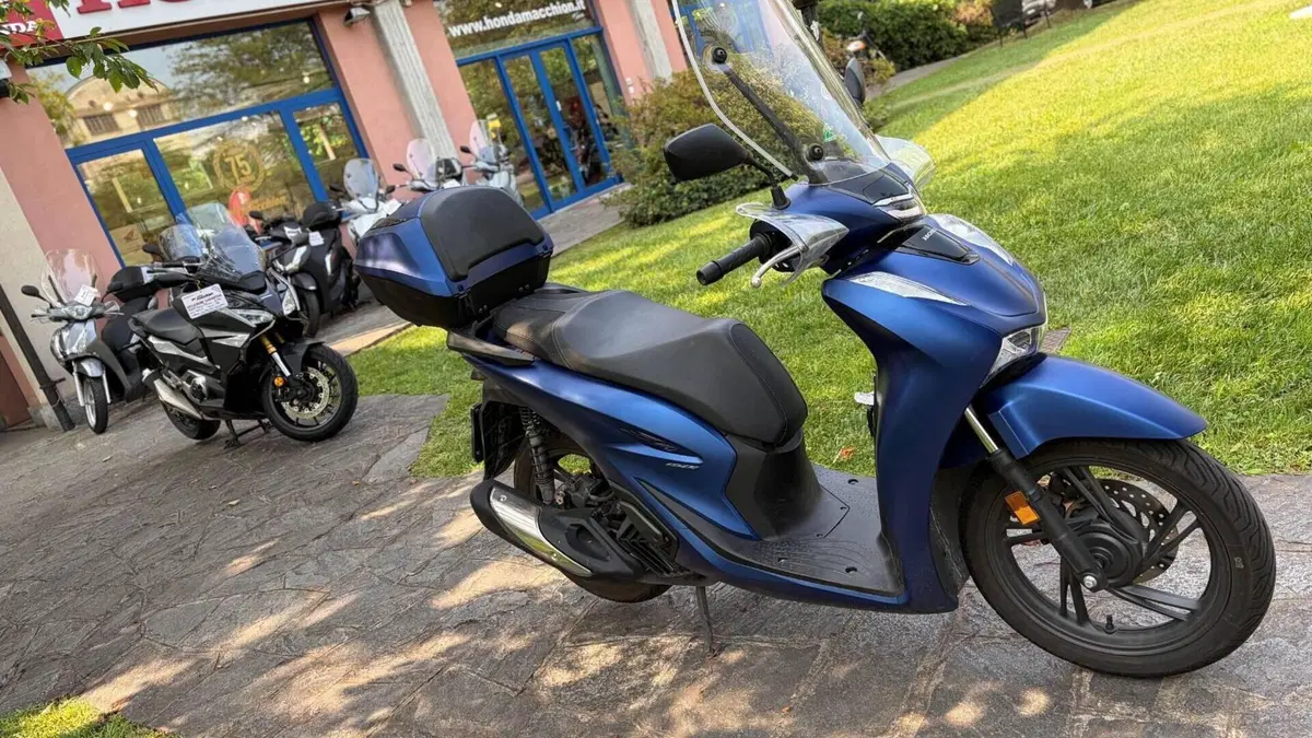 Honda SH 150i (2024 - 25)  (5)