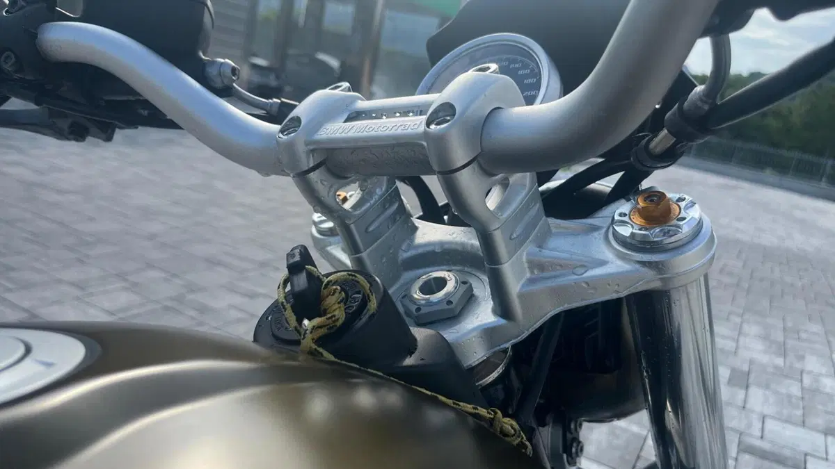 Bmw R nineT Scrambler (2021 - 24)  (8)