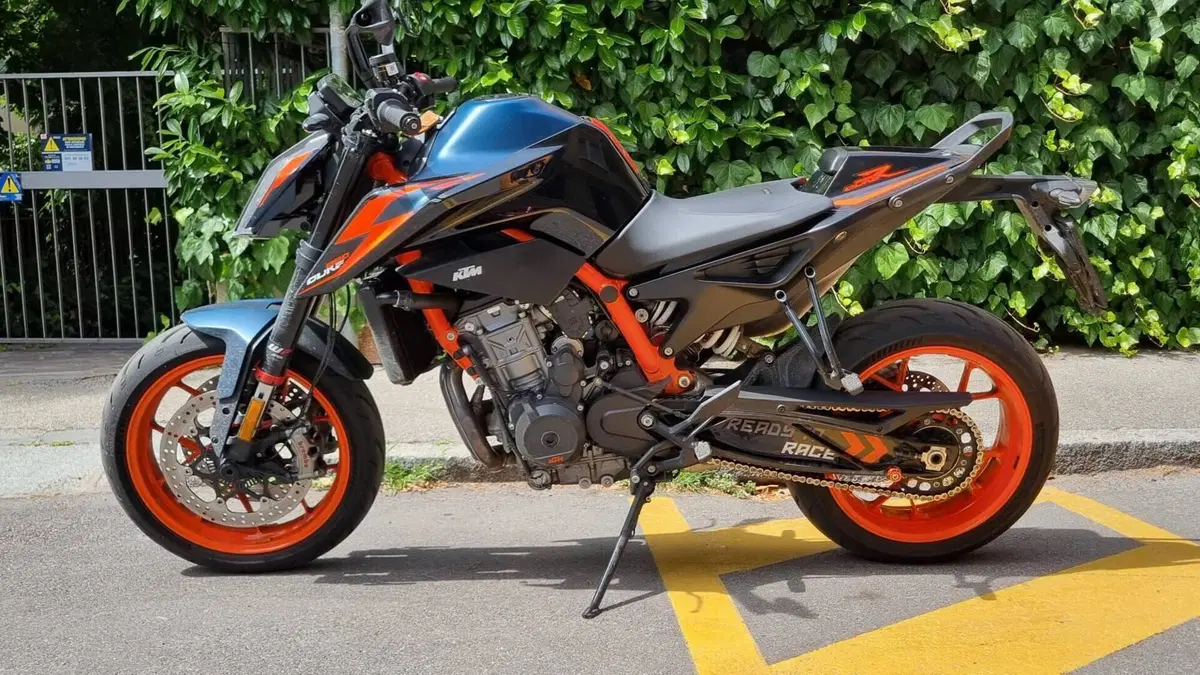 KTM 890 Duke R (2021 - 23)  (6)