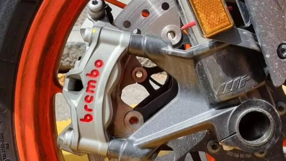 KTM 890 Duke R (2021 - 23)  (9)