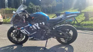 Suzuki GSX R 750 (2006 - 07)  (6)
