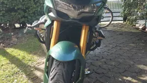 Moto Guzzi V100 Mandello S (2022 - 24)  (2)