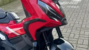 Honda X-ADV 750 DCT (2021 - 24)  (3)
