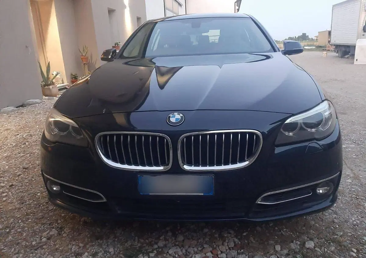 BMW Serie 5 Touring 520d  Luxury
