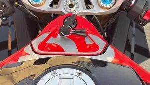 Aprilia RS 660 Factory (2025 - 26)  (3)