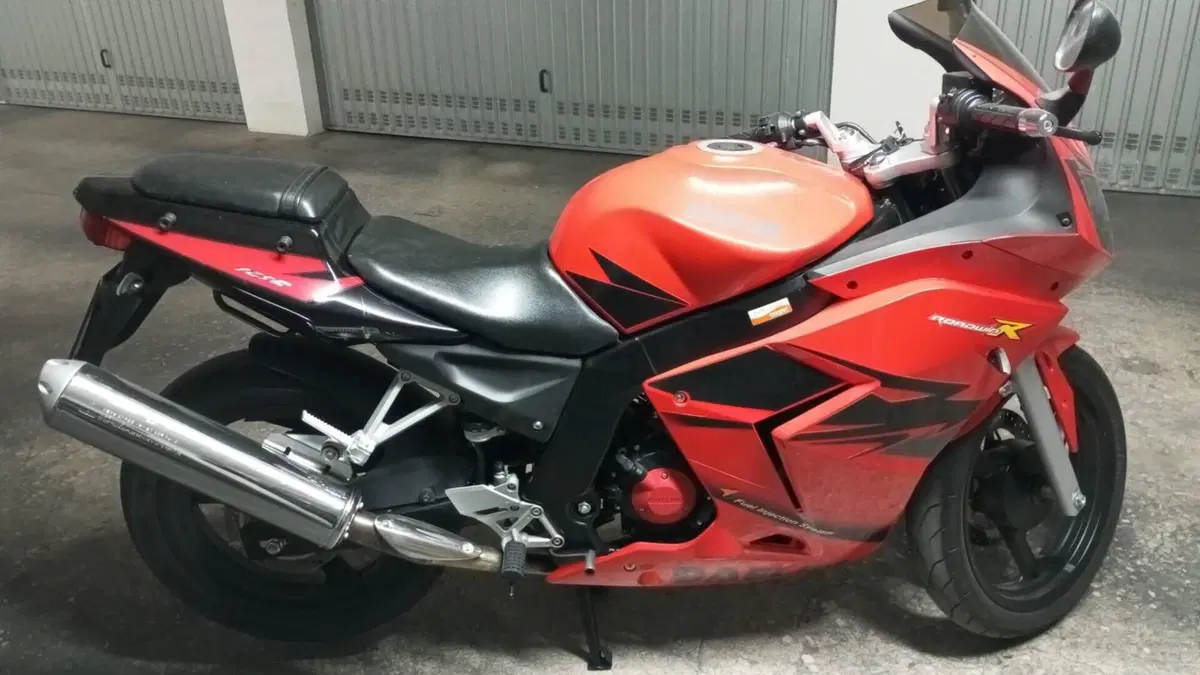 Daelim Roadwin 125  (9)
