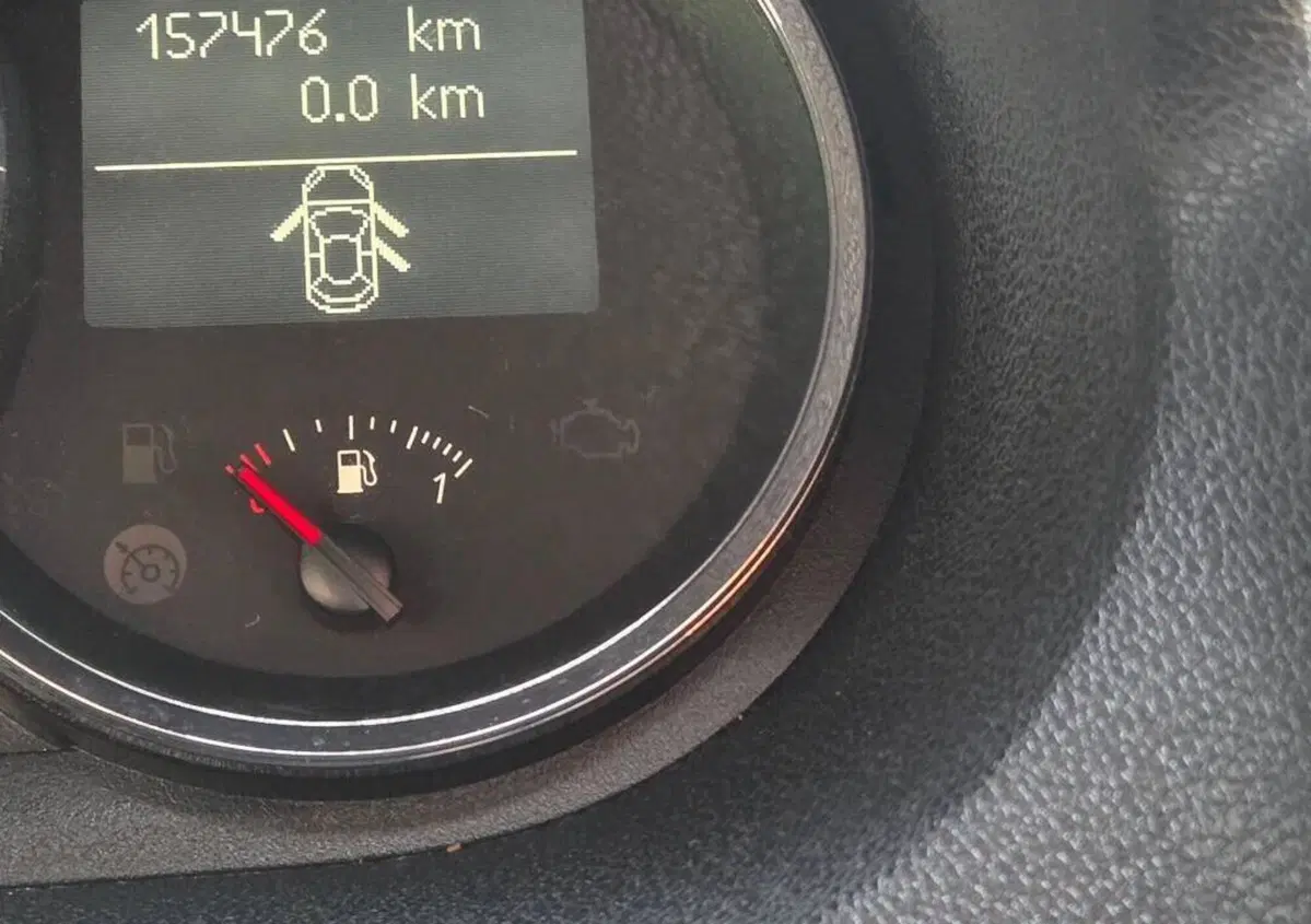 Renault Mégane 1.5 dCi 110CV EDC GT Line (4)