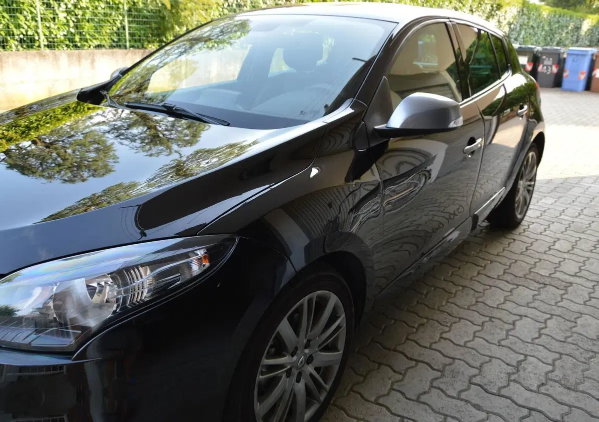 Renault Mégane 1.5 dCi 110CV EDC GT Line (5)