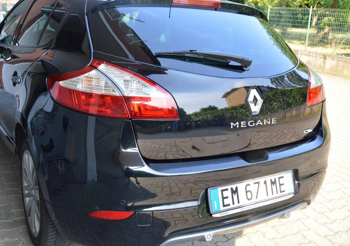 Renault Mégane 1.5 dCi 110CV EDC GT Line (8)
