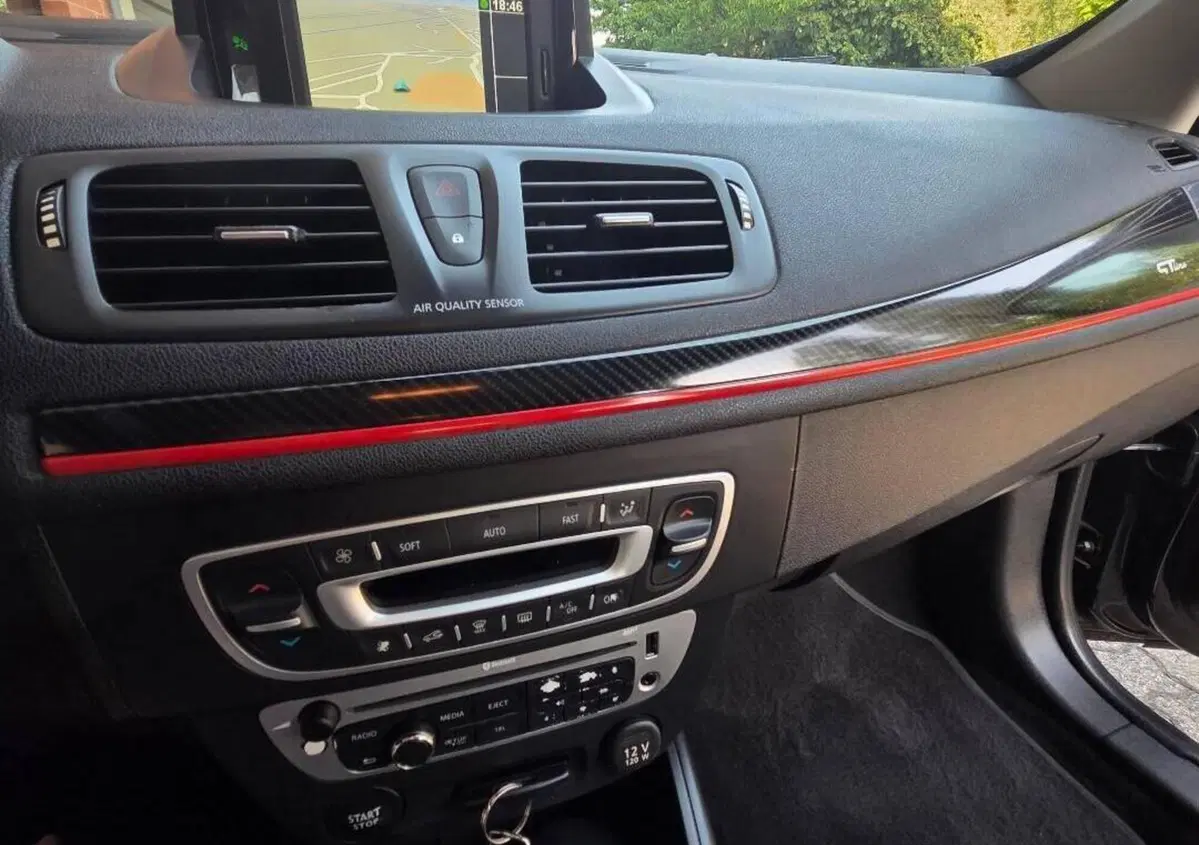 Renault Mégane 1.5 dCi 110CV EDC GT Line (18)