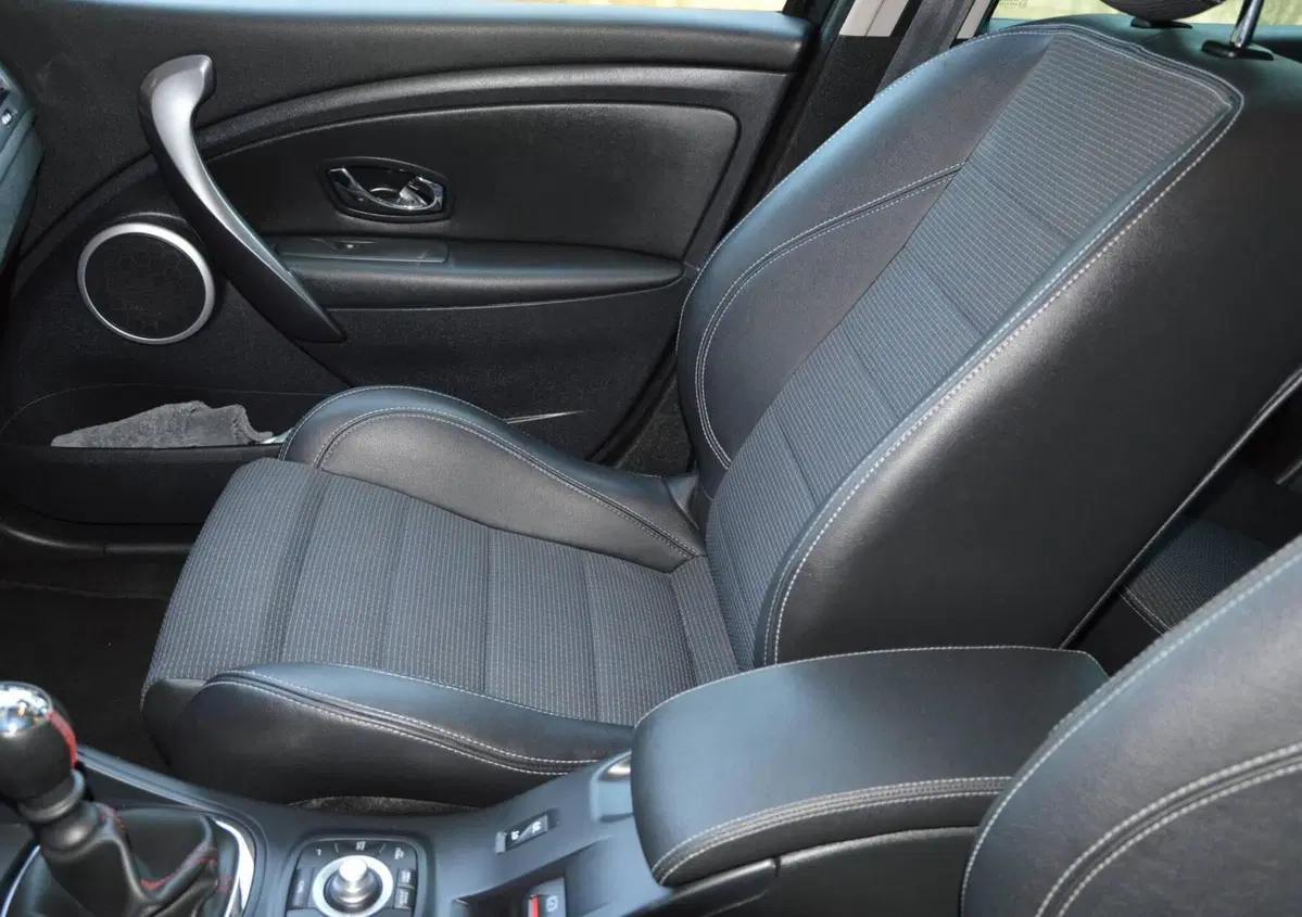 Renault Mégane 1.5 dCi 110CV EDC GT Line (20)