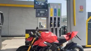 Ducati Streetfighter V4 S (2023 - 24)  (3)