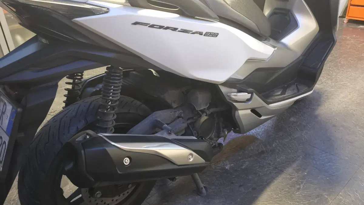 Honda Forza 300 ABS (2018 - 20)  (3)