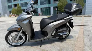 Honda SH 350 (2021 - 24)  (7)