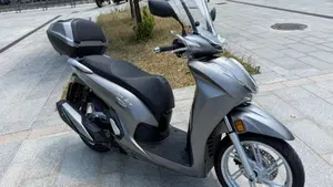 Honda SH 350 (2021 - 24)  (10)