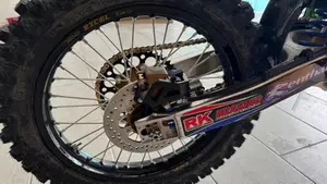 Kawasaki KX250 L4 (2002)  (14)