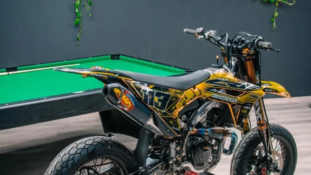 Honda CRF 450R (2022)  (2)