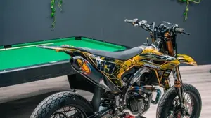 Honda CRF 450R (2022)  (2)