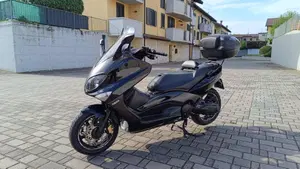 Yamaha T-Max 500 (2004 - 07)  (2)