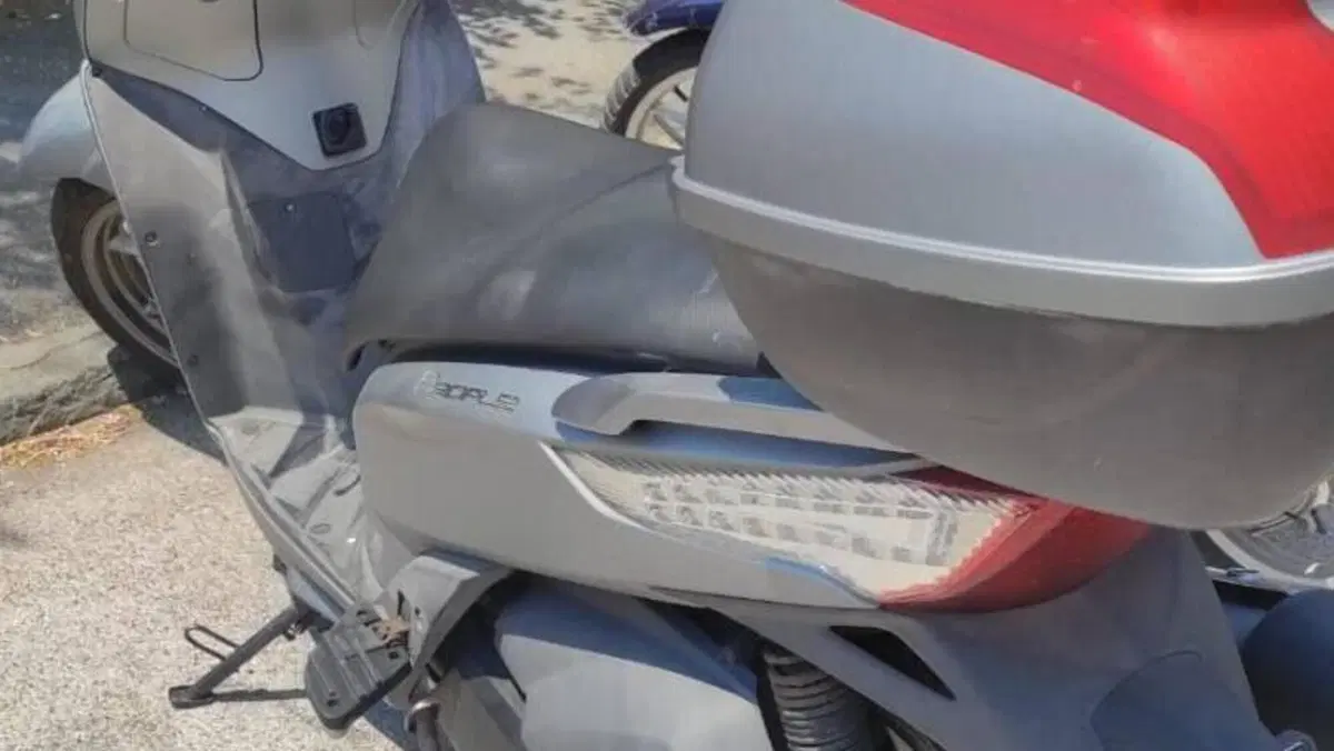 Kymco People 200i GT (2010 - 17)  (3)