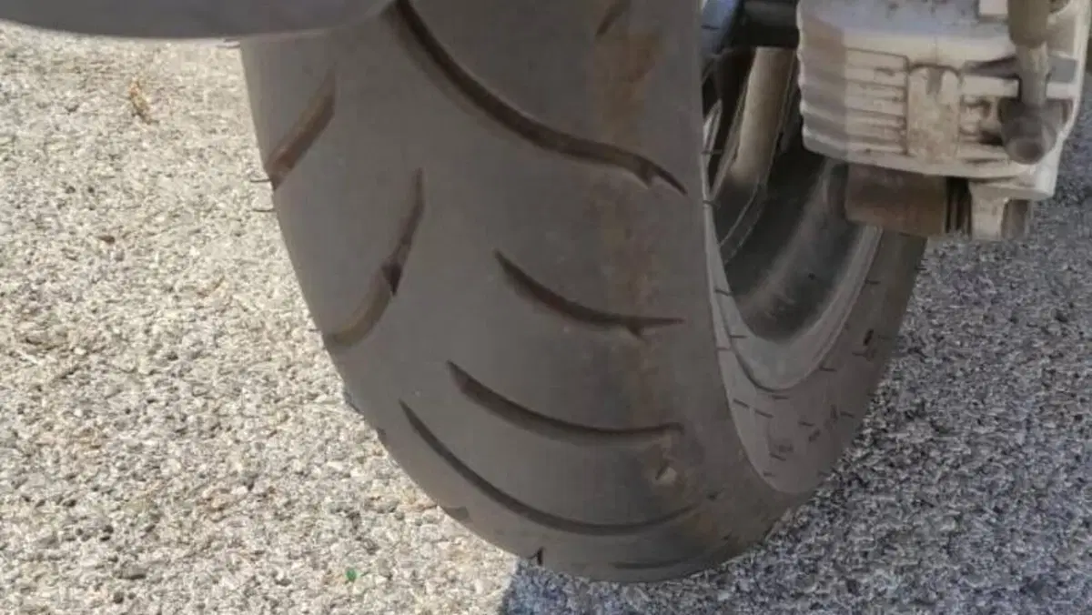 Kymco People 200i GT (2010 - 17)  (6)