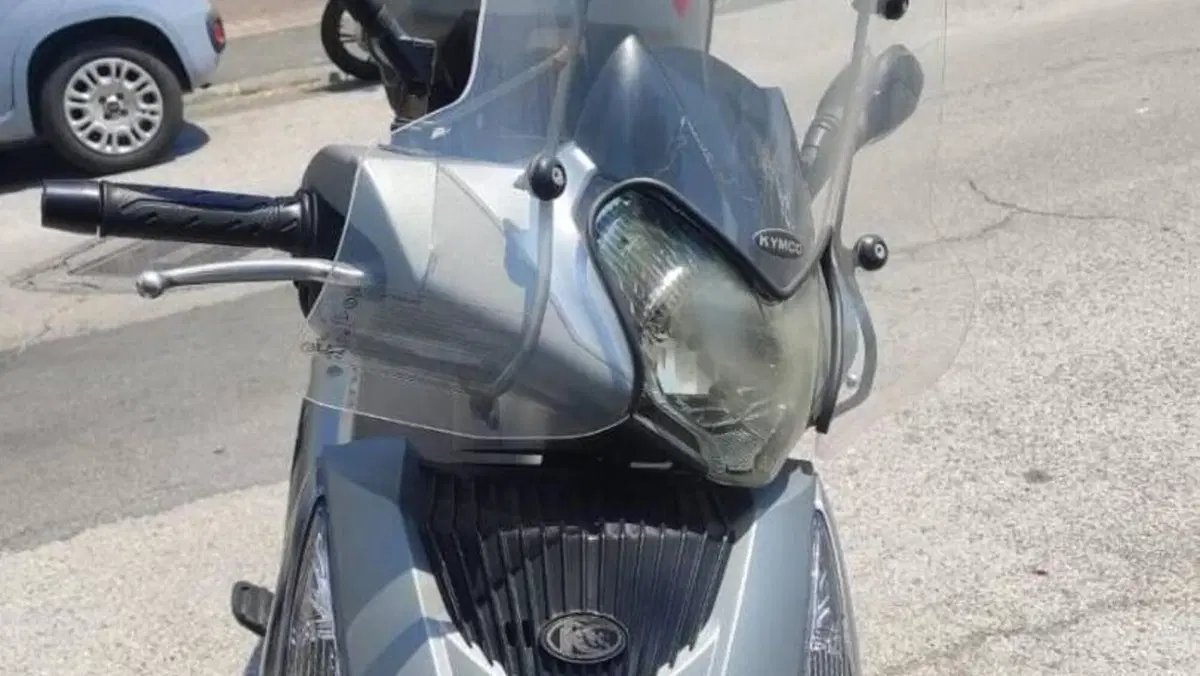 Kymco People 200i GT (2010 - 17)  (4)
