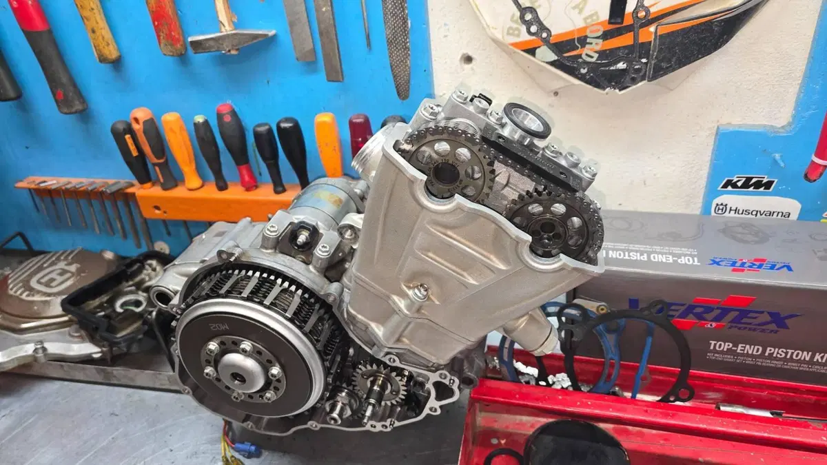 Husqvarna FC 350 (2022)  (6)