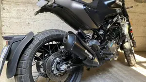 Husqvarna Svartpilen 125 (2021 - 23)  (4)