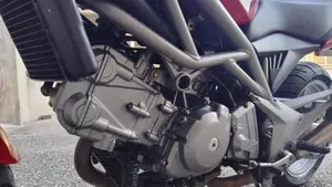 Cagiva Raptor 650 (2005 - 07)  (9)