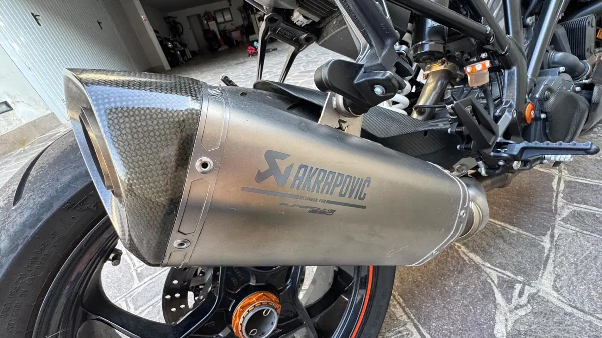 KTM 1290 Super Duke R ABS (2017 - 18)  (11)