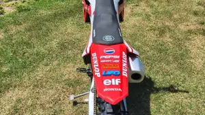 Honda CRF 250R (2024)  (3)