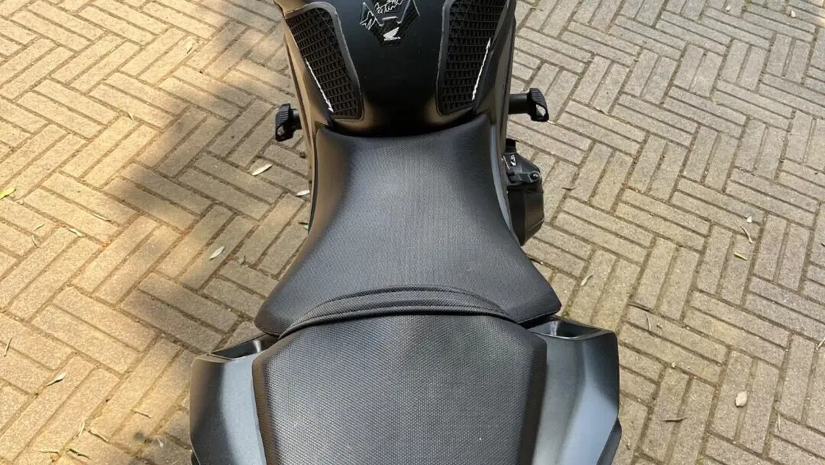 Honda CB 500 Hornet (2024 - 25)  (7)