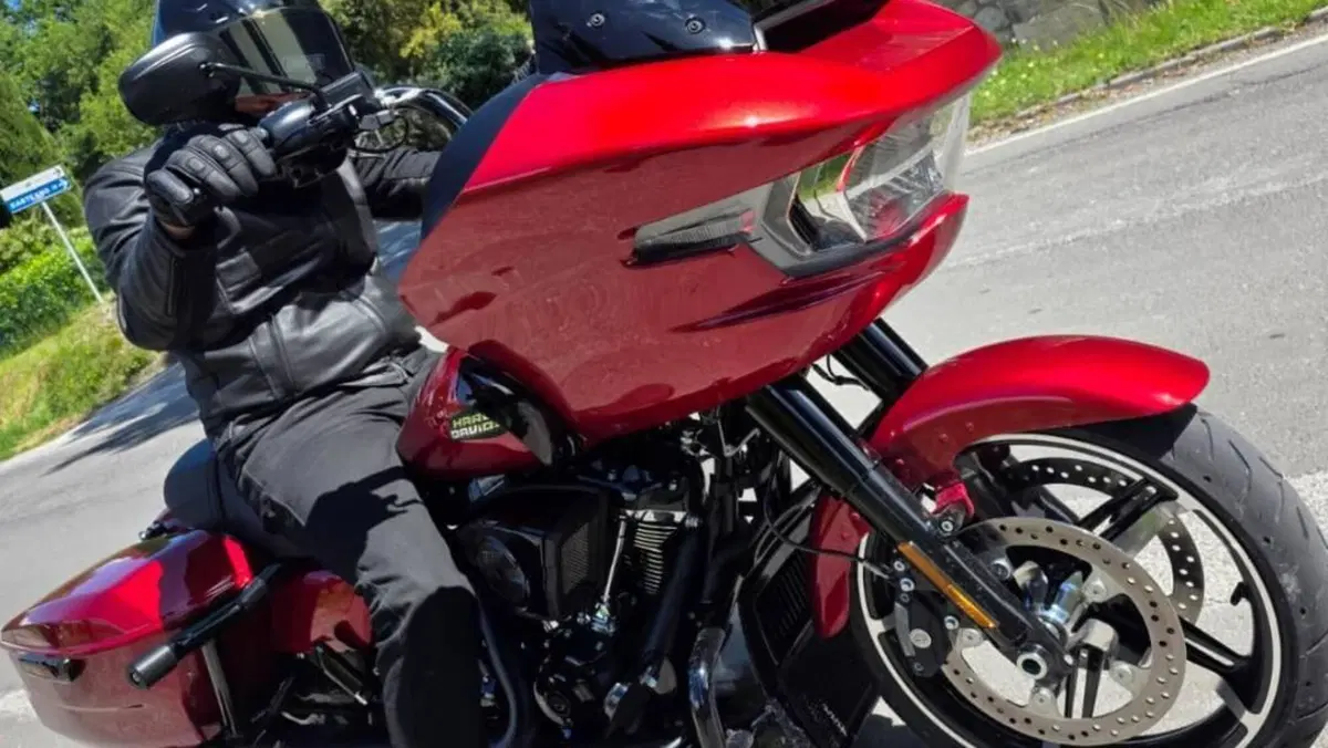 Harley-Davidson Road Glide (2024 - 26)  (4)