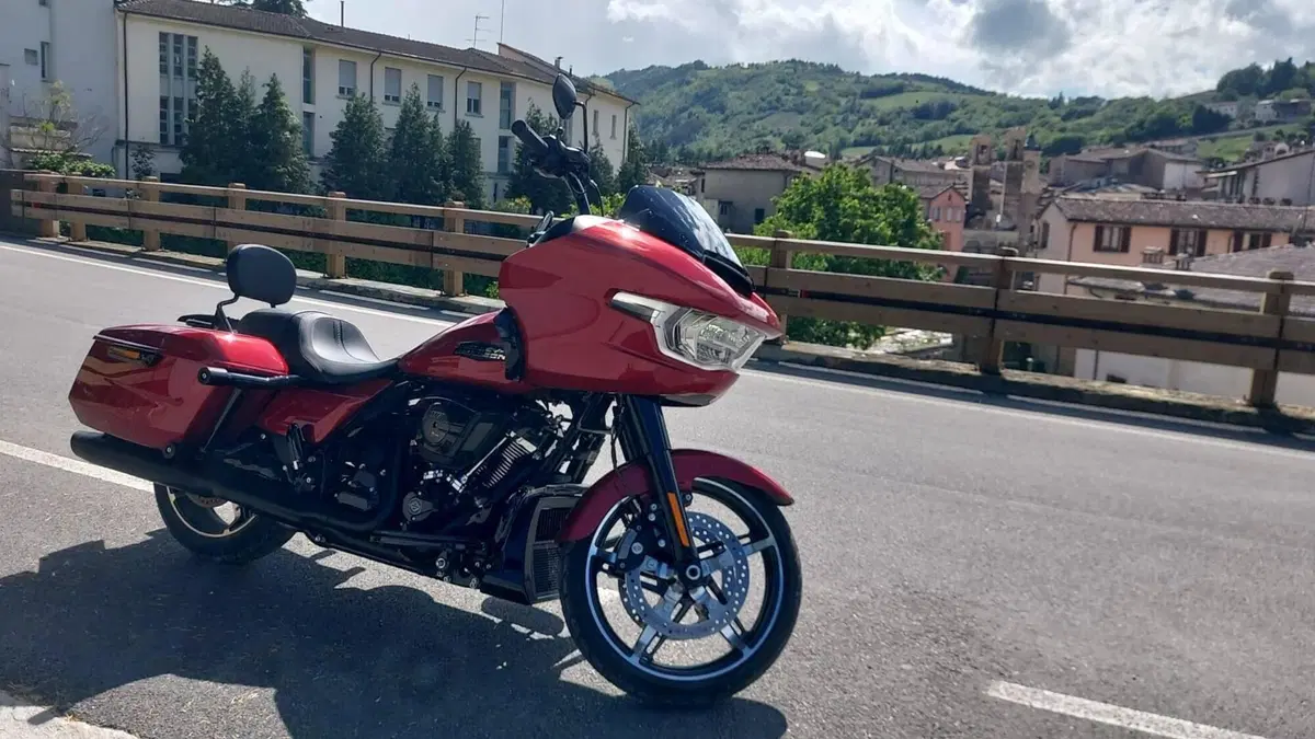 Harley-Davidson Road Glide (2024 - 26)  (8)