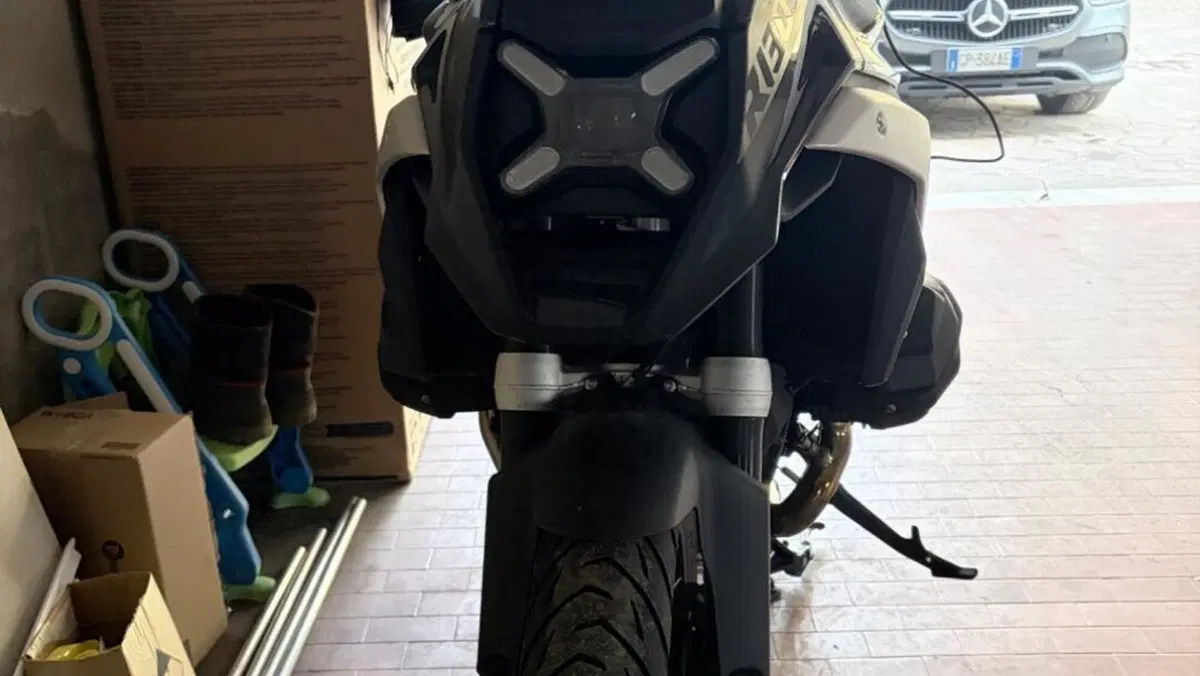Bmw R 1300 GS Triple Black (2023 - 26)  (2)