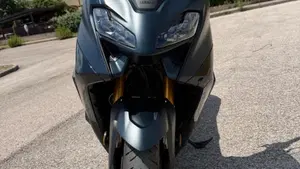 Yamaha T-Max 560 Tech Max (2022 - 24) 