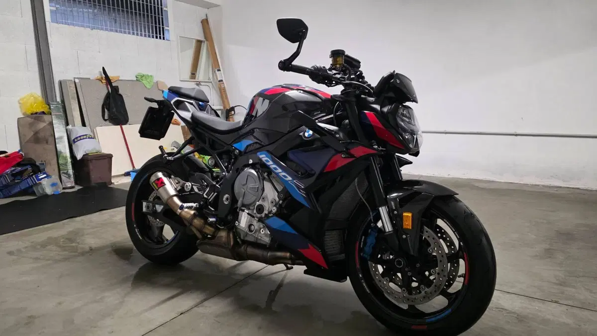Bmw M 1000 R (2023 - 24) 