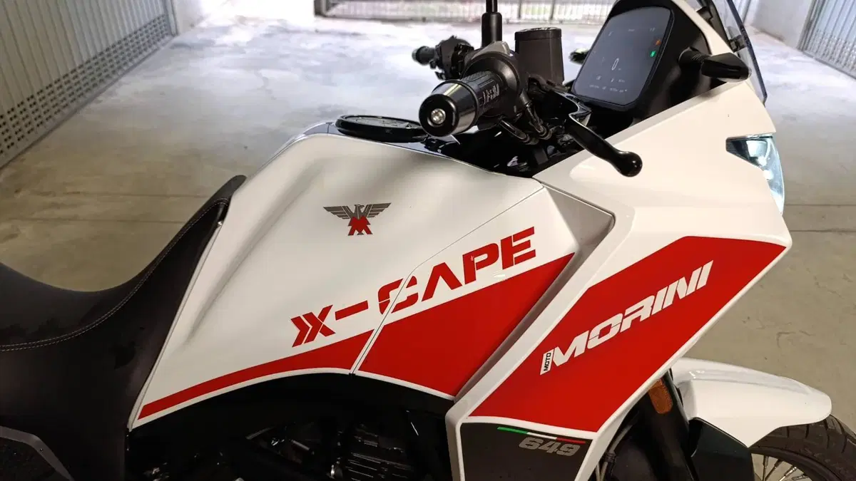 Moto Morini X-Cape 650 (2021 - 26)  (7)