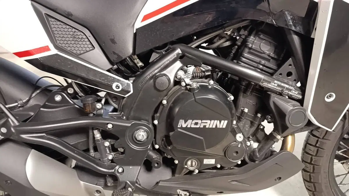 Moto Morini X-Cape 650 (2021 - 26)  (8)