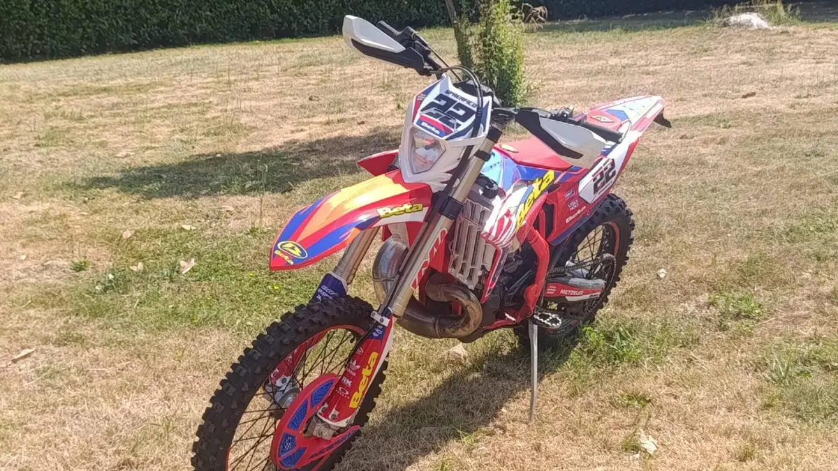Betamotor RR 300 2T Enduro (2020)  (2)