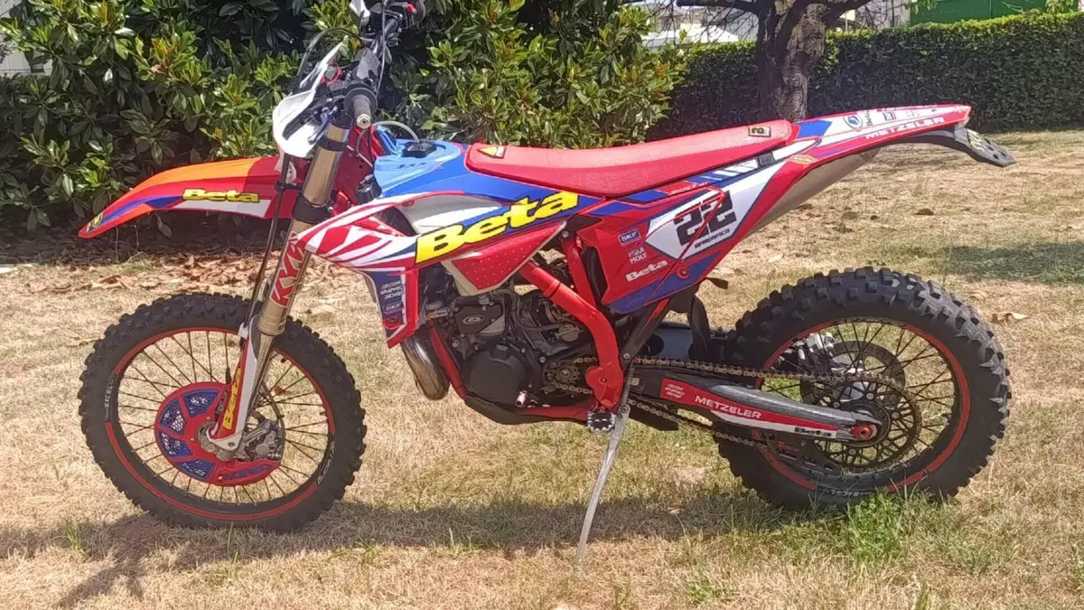 Betamotor RR 300 2T Enduro (2020)  (3)