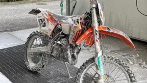 KTM 125 EXC (2012)  (3)