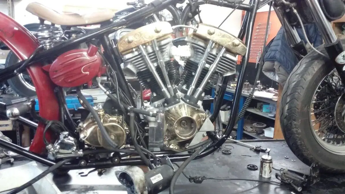 Harley-Davidson   (6)
